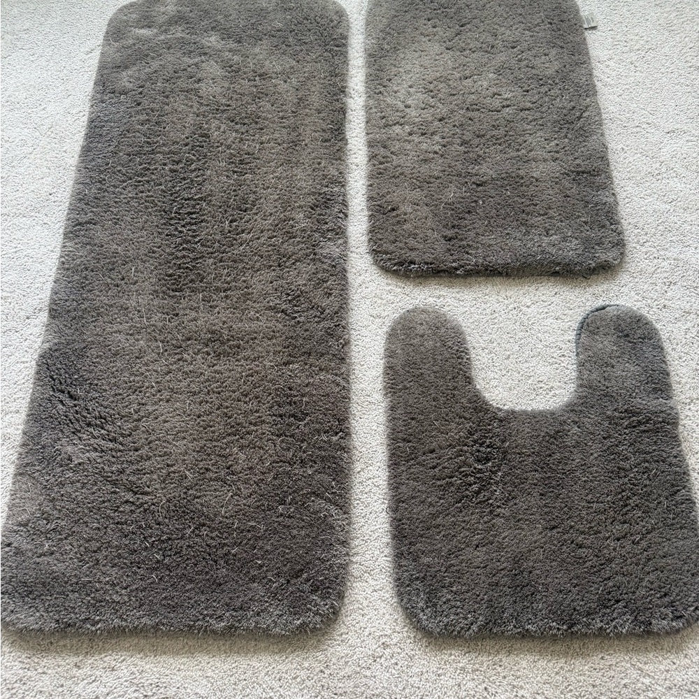 Set of 3 Gray Bathroom Mats - Picture 2 of 7